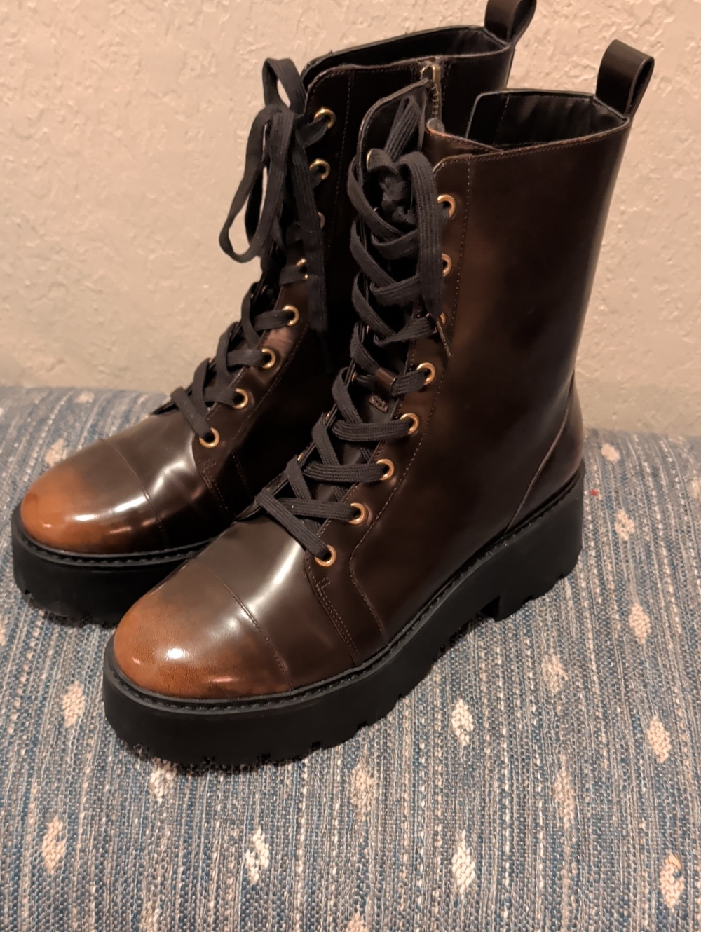 NEW! Michael Kors Brown Leather Lace-Up Platform Combat Boots NEVER WORN.